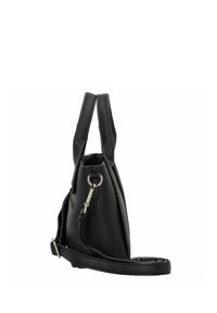 Sac en cuir noir avec surface texturée, profil mince, double poignées, bandoulière ajustable, quincaillerie en argent, et un compartiment zippé sur le côté.