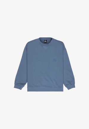 Blauwe crewneck-trui met lange mouwen, geribbelde manchetten en zoom, en een klein geprofileerd logo op de linkerborst.