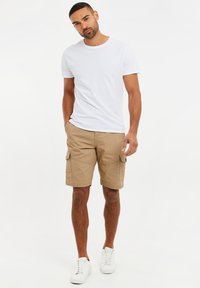 Threadbare HYDRO - Šortky - beige