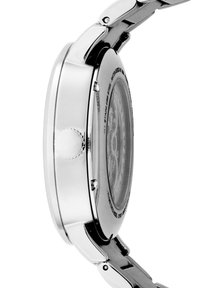 Urm i rustfrit stål med en blank sølvfinish, rund urskive og en glat bezel. Udstyret med en struktureret krone og et metalrem.