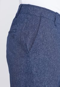 Under Armour Ulkoshortsit - green