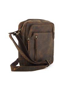 Brun slidt læder crossbody taske med frontlommer med lynlås og en justerbar mørk rem, mærket "Venezia" på frontpanelet.