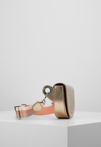 Liebeskind Berlin Marsupio - silver-coloured