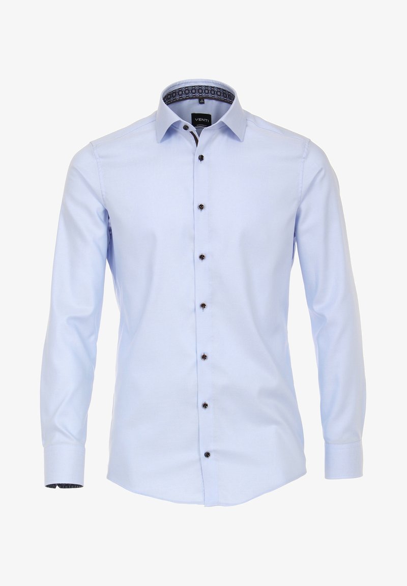 Ljusblå, långärmad herrskjorta med mörka knappar och ett mönstrat innerrib, uppvisad på en enkel vit bakgrund.