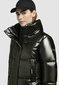 khujo RINJA SHINY - Zimska jakna - dark green