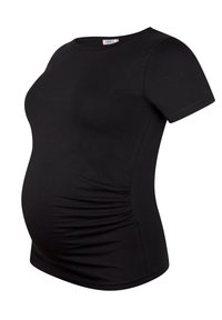 Schwarzes Maternity-T-Shirt aus weichem Stoff, mit kurzen Ärmeln, rundem Halsausschnitt und gerafften Seitendetails für Komfort und Passform.