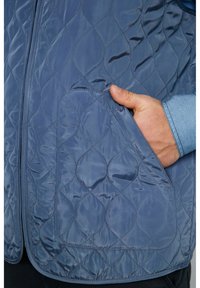 John F. Gee Bodywarmer - blue denim