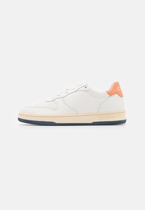 Clae MALONE UNISEX - Trainers - white/canyon sunset