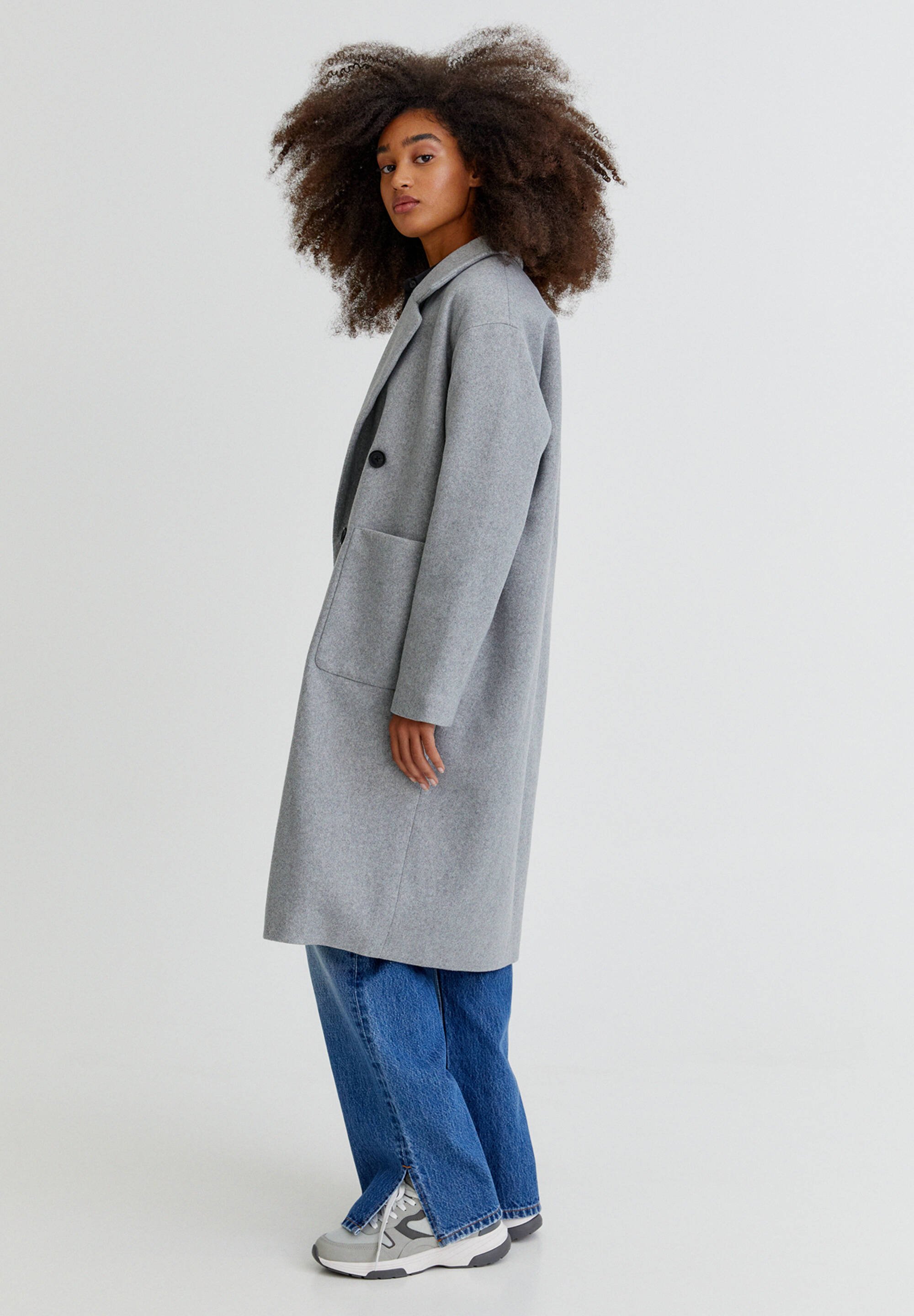 pull and bear grey coat