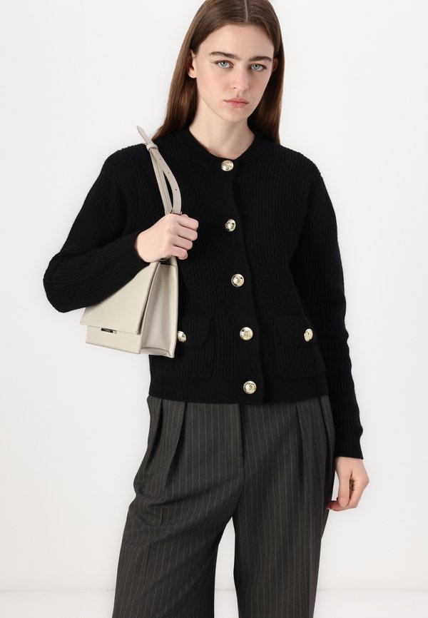 KIMBERLY  - Cardigan2