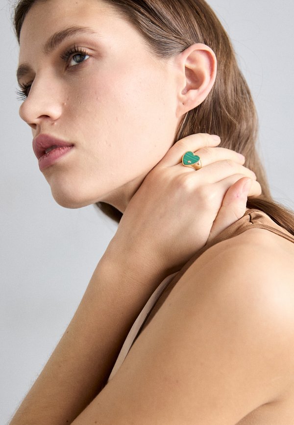 CHEVALIERE CŒUR - Ring