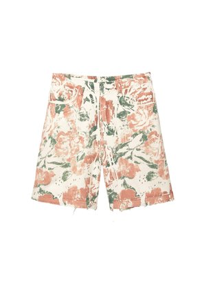Bloemige shorts gemaakt van stof met een crèmekleurige basis. Kenmerken zijn roze en groene bloemenpatronen, een ongeFinished zoom en vier zakken.