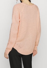 Vero Moda Stickad tröja - light pink