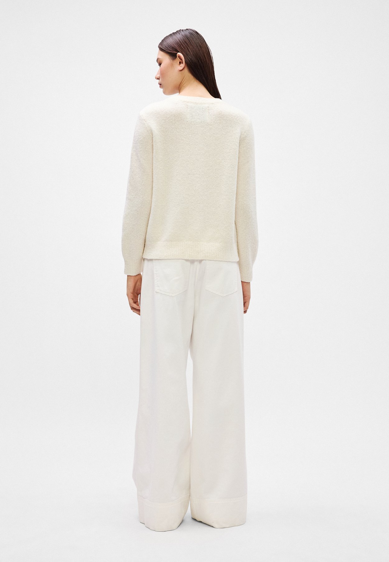 C NECK CARDIGAN
