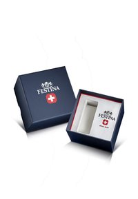 Morska kutija s bijelim unutrašnjim dijelom, koja sadrži "FESTINA" logo i simbol švicarske zastave. Kvadratnog oblika, glatke teksture, s crvenim naglascima unutar.