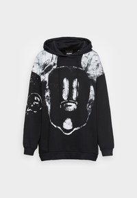 Sudadera negra con un gran diseño gráfico blanco en la parte frontal, que presenta formas abstractas. Capucha con cordón y puños y dobladillo acanalados.