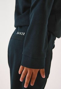 Baker by Ted Baker SET - Træningsbukser - navy