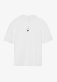 Hvid bomulds T-shirt med korte ærmer, med et lille, sort flammegrafik og ordet "hell" i stiliseret skrift på brystet.