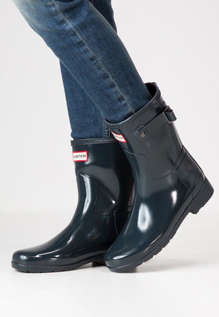 navy gloss hunter wellies