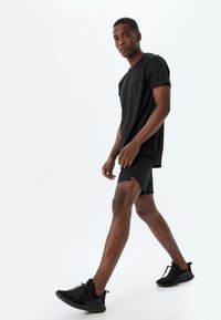 Koton Shorts - black