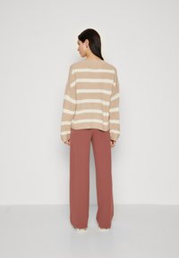JDY JDYJUSTY STRIPE  - Trui - chateau gray/eggnog