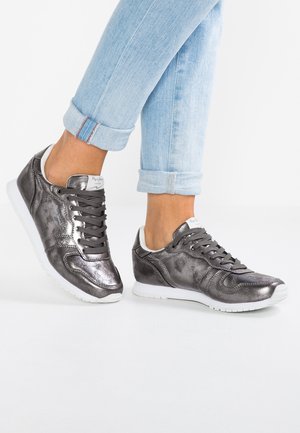 Sneakers - silver-coloured