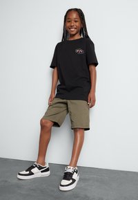 Element HOWLAND CLASSIC   - Shorts - beetle