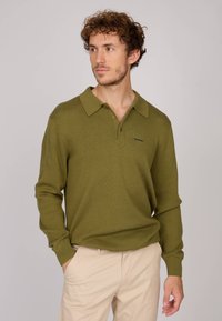 Non sélectionné, khaki