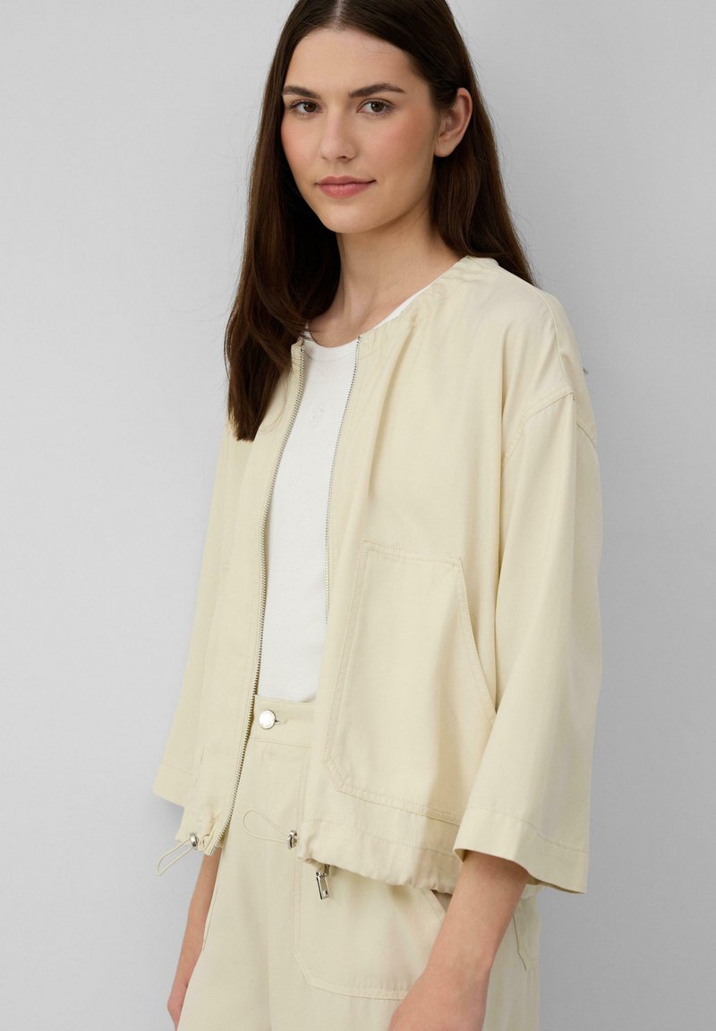 S.Oliver Sweat Blazer Manches 3/4 Femme – Coupe Décontractée, Uni, Poche Plaqué, Style Casual Chic