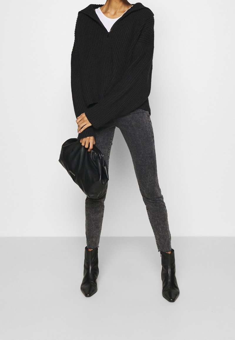 GAP Vaqueros pitillo black/negro (Segunda mano)