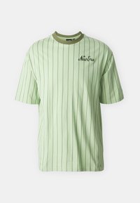 New Era PINSTRIPE TEE - Marškinėliai su spaudiniu - light green