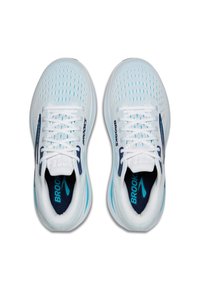 Heledad sinised jooksukinga perforatsioonidega ülemise osa, valged jalanõököidikud ja tumedate siniste detailidega. Omab pehmendatud tallat ja bränditud sisetald.