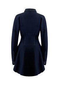 Donker marineblauw langemouwen jurk met getailleerde taille, uitlopende rok, knoopmanchetten en een overhemdkraag, getoond vanuit de achterkant.