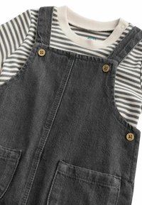 Next SET REGULAR FIT czarny