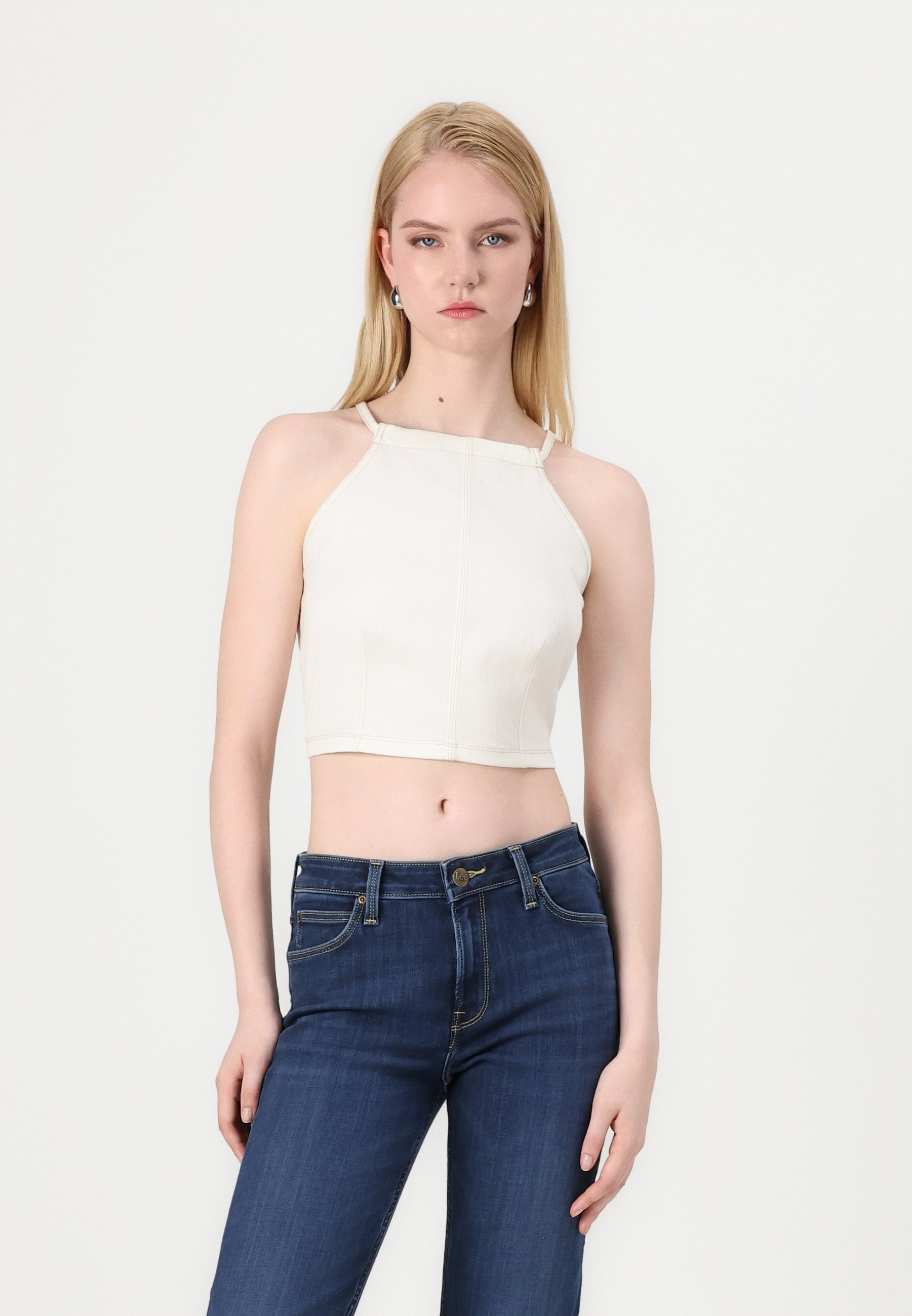 売れ筋商品|||リー Tシャツ レディース トップス BACKLESS HALTER  - Top - ecru Backless Halter Top | Women | Lee®