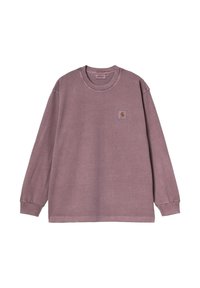 Długi rękaw bluzki Carhartt w kolorze przykurzonej malwy z okrągłym dekoltem i małą naszywką z logo po lewej stronie klatki piersiowej, rozłożona na białym tle.