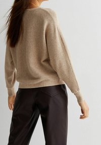 New Look Sweter