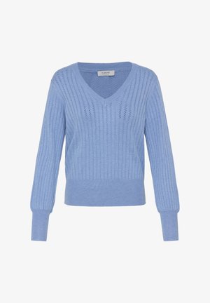 Gaiši zilas krāsas adīts džemperis ar V-veida izgriezumu, ribota tekstūra un garām piedurknēm. Audumam ir dekoratīvas režģa raksta detaļas.