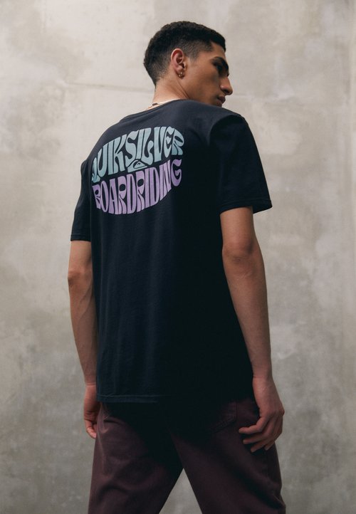 Quiksilver Herrenbekleidung versandkostenfrei für die meisten ...