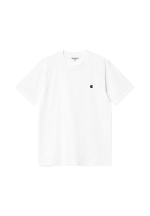 Biała koszulka Carhartt z krótkim rękawem, z małym czarnym logo na lewej piersi, okrągłym dekoltem i średniej wielkości metką wewnątrz kołnierza.