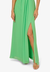 Adrianna Papell ONE SHOULDER - Abiti per occasioni speciali - wild apple