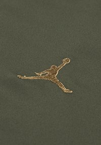 Jordan JDN BIG LOGO UNISEX - Bomber stiliaus striukė - medium olive