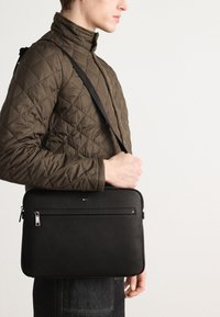 BOSS RAY LAPTOP CASE  - Dataveske - black