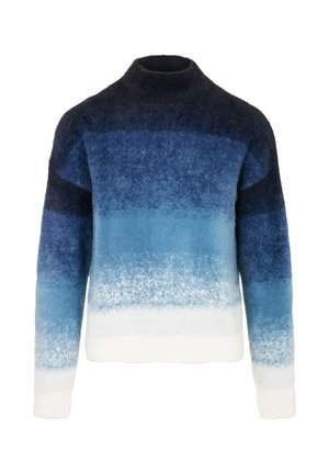 Maglione a gradiente blu con collo alto, caratterizzato da sfumature che vanno dal blu navy scuro al blu chiaro, texture morbida e orlo e polsini a costine bianchi.
