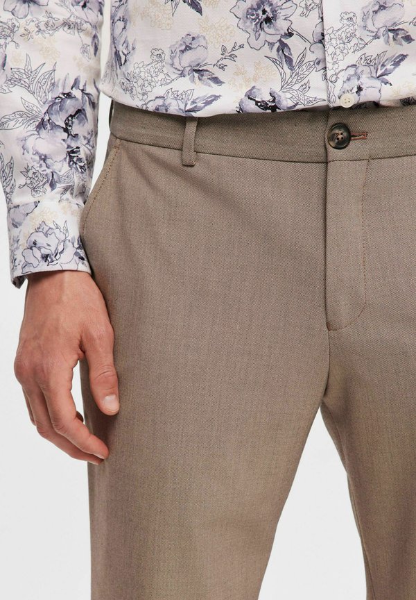 ROBERT FLEX NOOS - Chinos - sand2