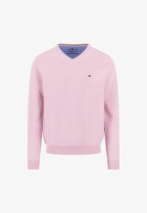 Lichtroze V-hals trui met lange mouwen en een klein marineblauw boomlogo op de linkerborst, geribbelde boorden en zoom.