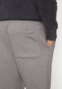 Jordan Jogginghose - carbon heather