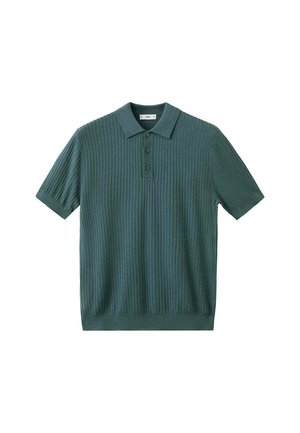 Polo en maille côtelée vert forêt à manches courtes avec trois boutons et un col, posé à plat sur un fond blanc.