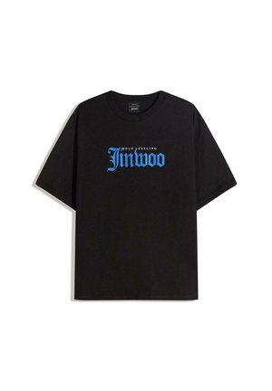 SHORT SLEEVE SUNG JIN-WOO  - T-Shirt print - black