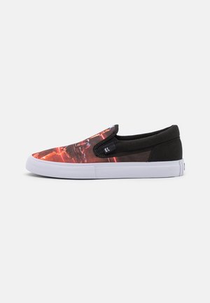 DC Shoes Loafers - black